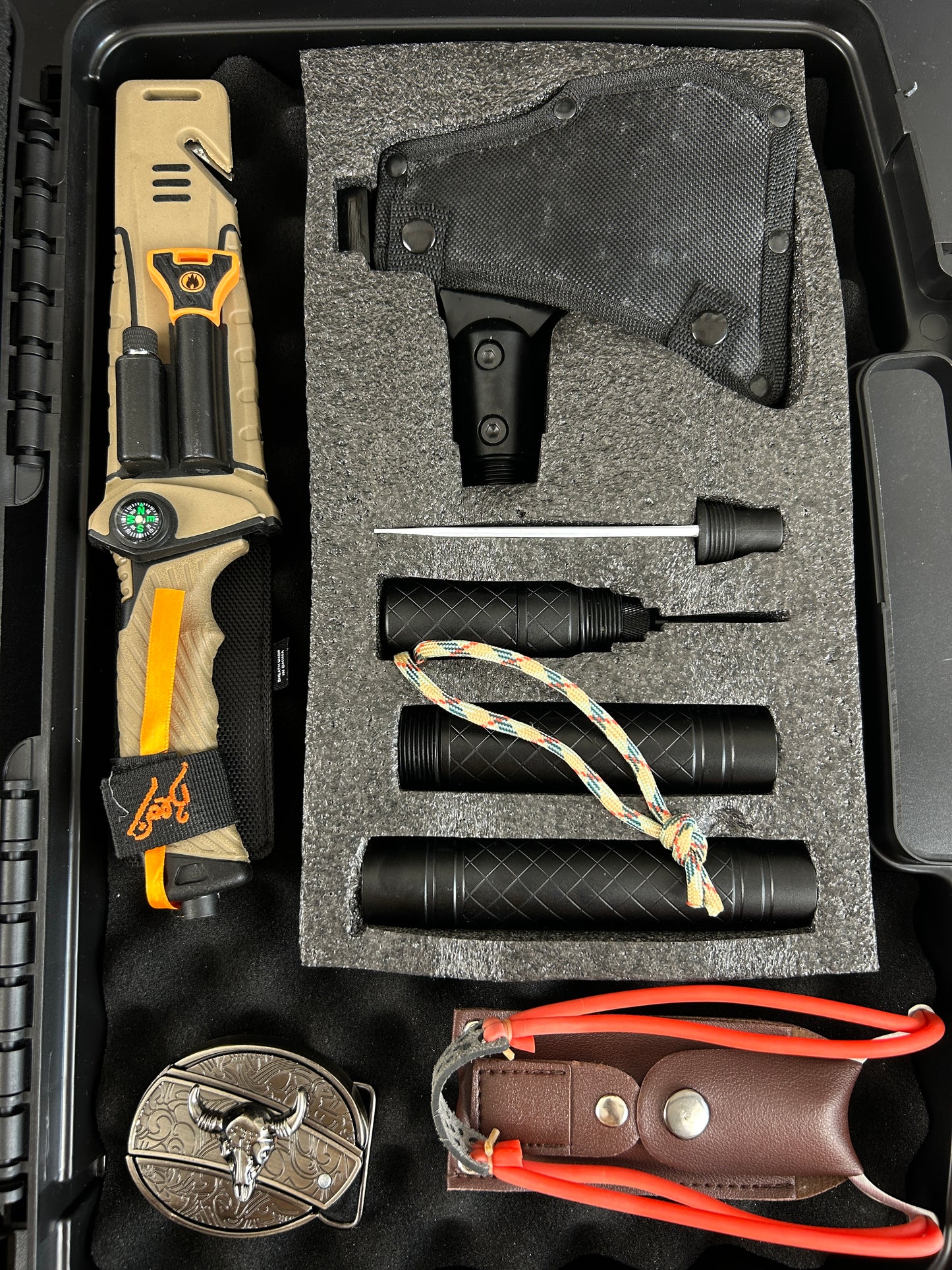 Mystery Survival Hunting/Army Knife Pack,At least one big knife