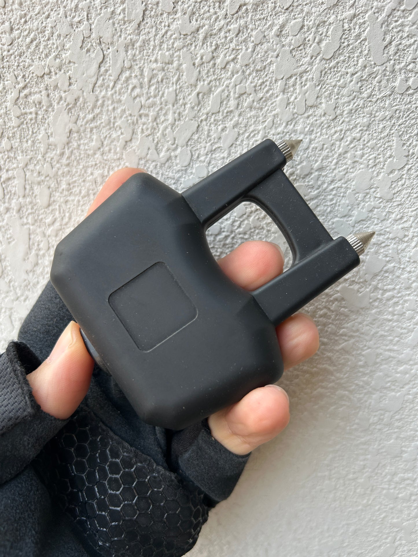 Brass Knuckle Taser high-voltage stun gun self-defense tool