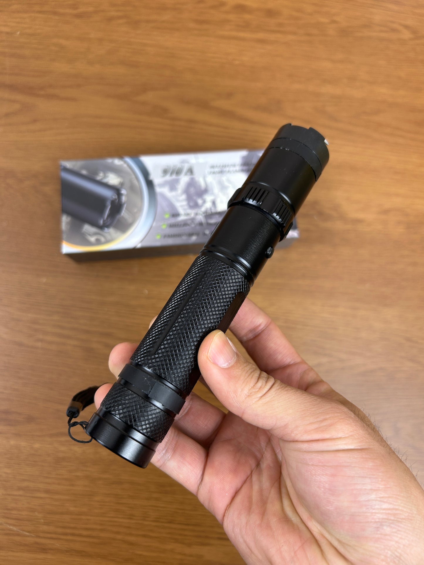 Flash Lighter Taser Gun(910)