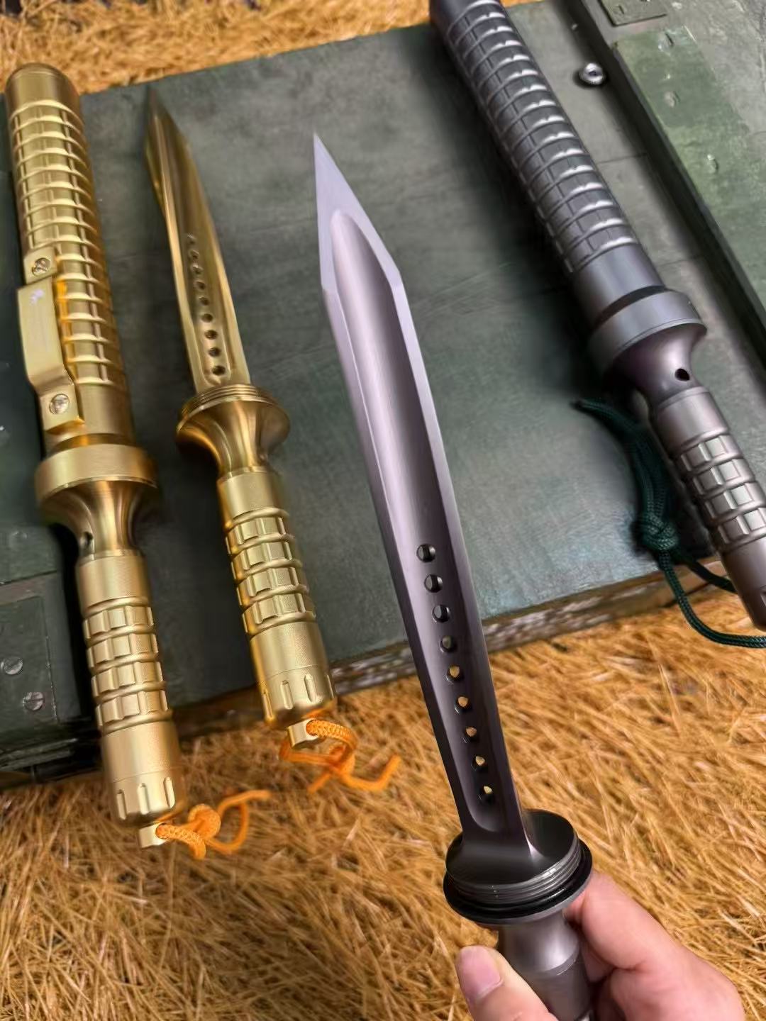 Microtech Jagdkommando Tri Edged Knife Fixed Blade