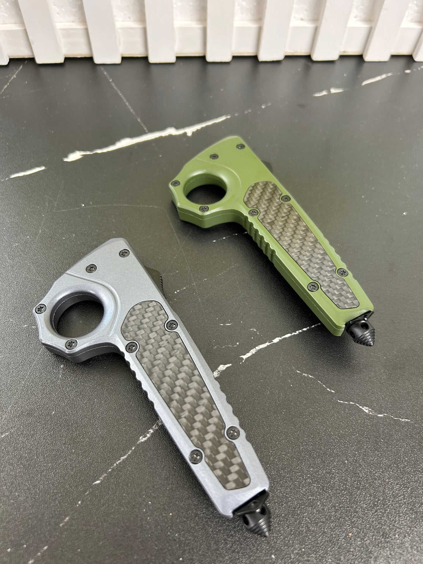 One Finger Ring Guard OTF Knife