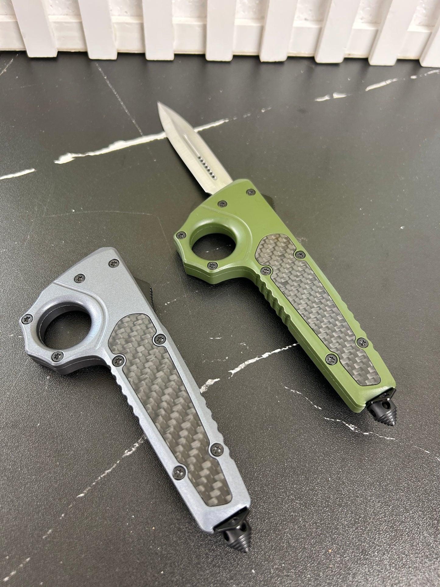 One Finger Ring Guard OTF Knife