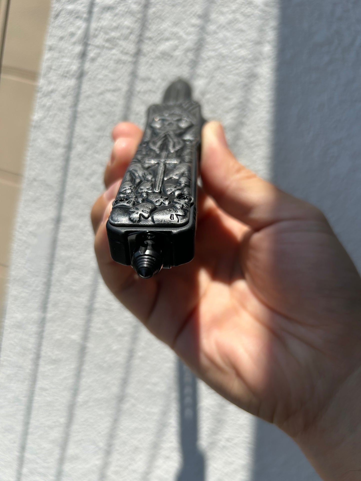 Skull Cross OTF Knife