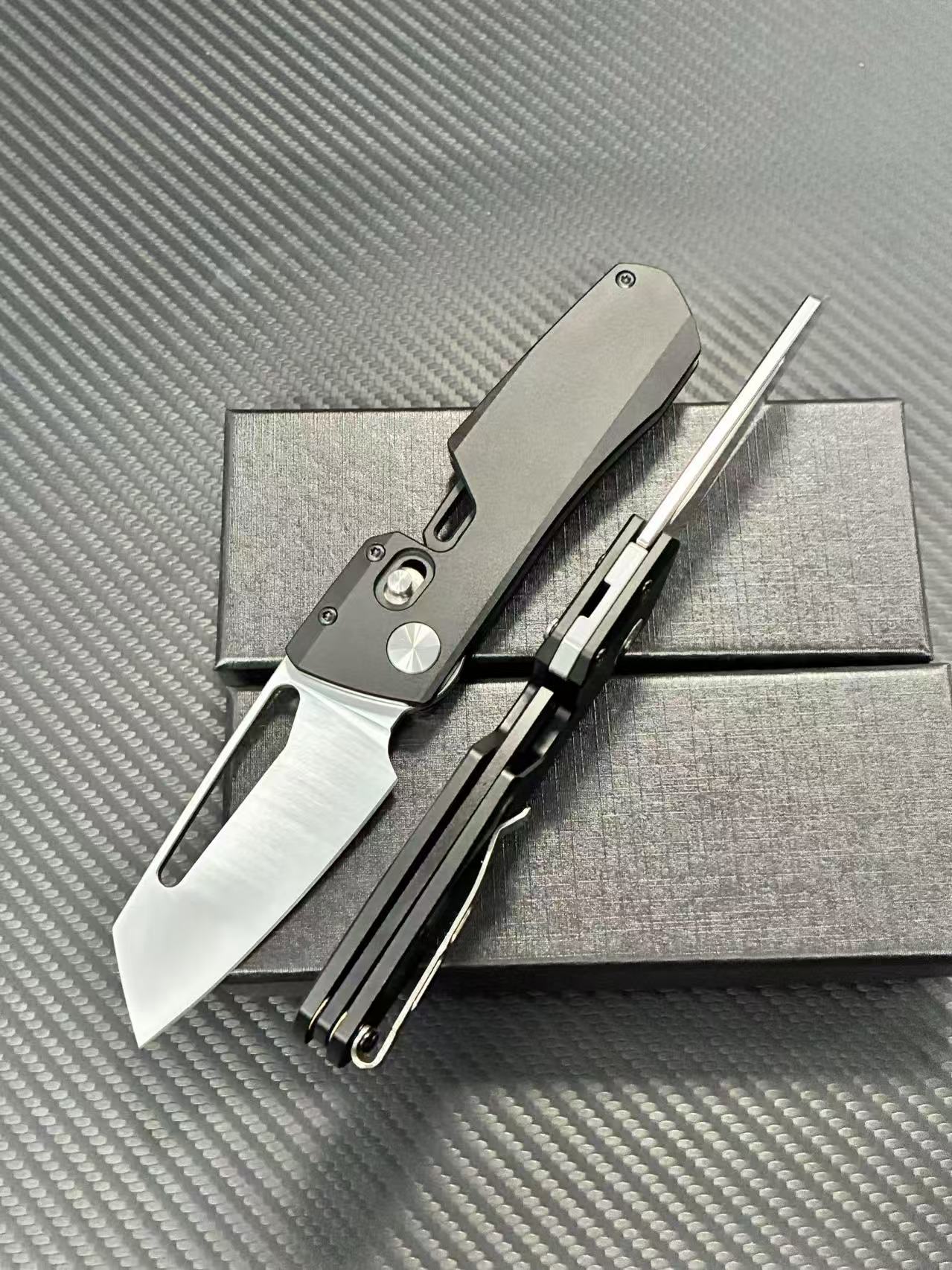 CNC Beetle Auto Flip Knife