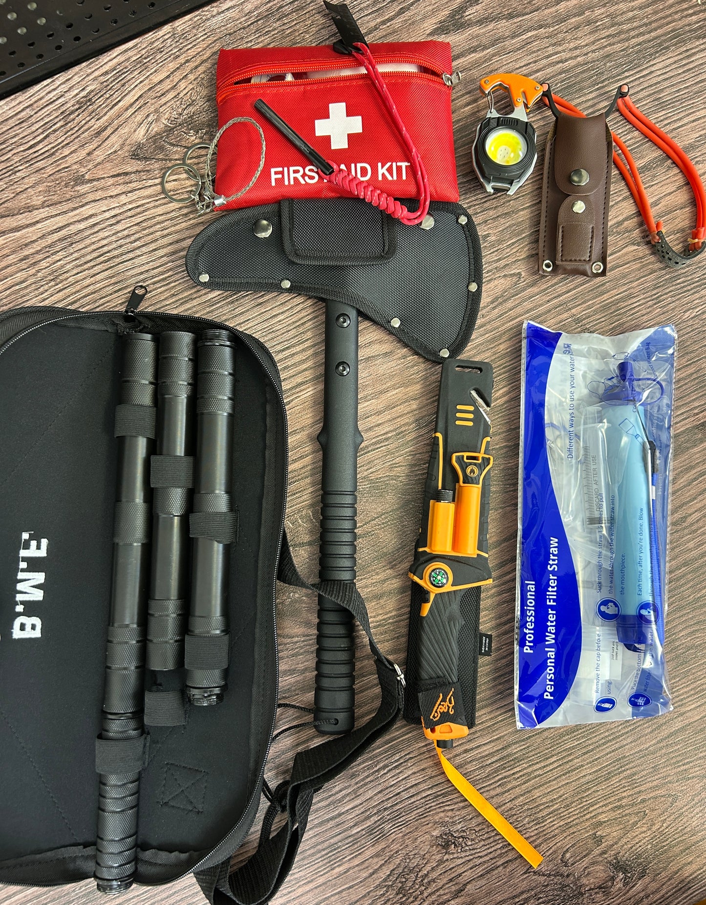 Mystery Survival Hunting/Army Knife Pack,At least one big knife