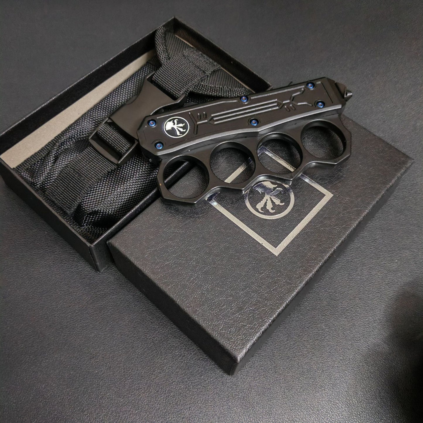 Full Aluminum Handle Brass Knuckle OTF Knife