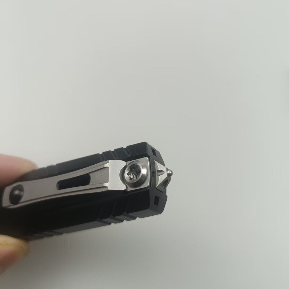 Microtech Luminary SureFire OTF