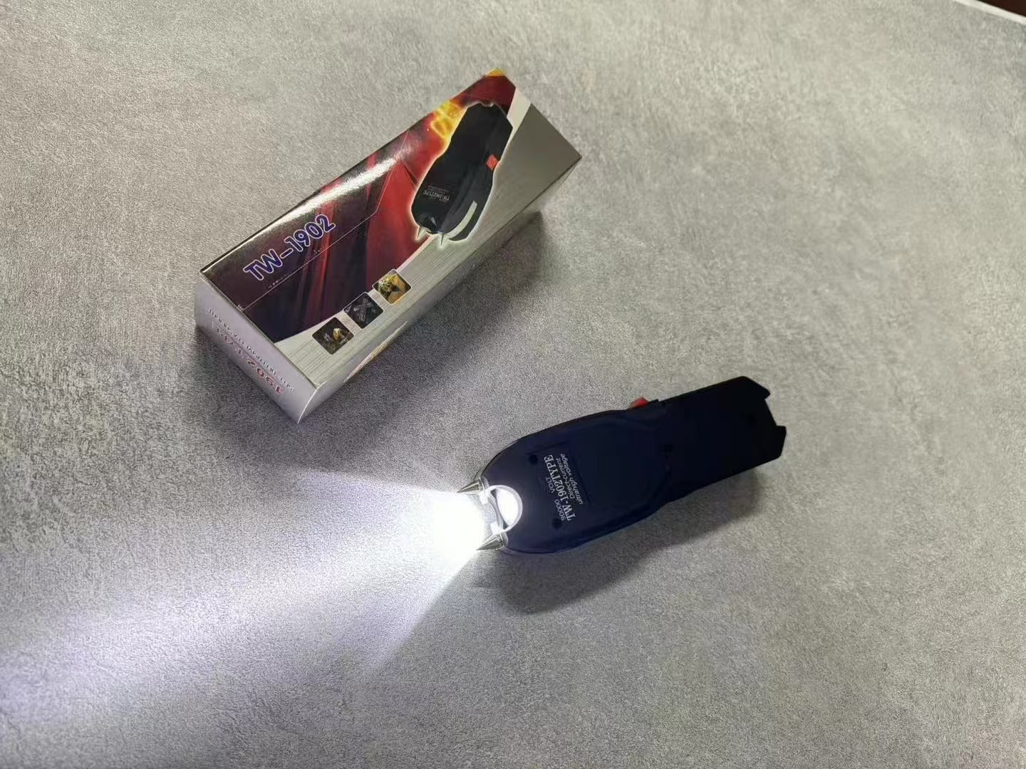 Steel Arrowhead 6" Taser Gun with Flashlight