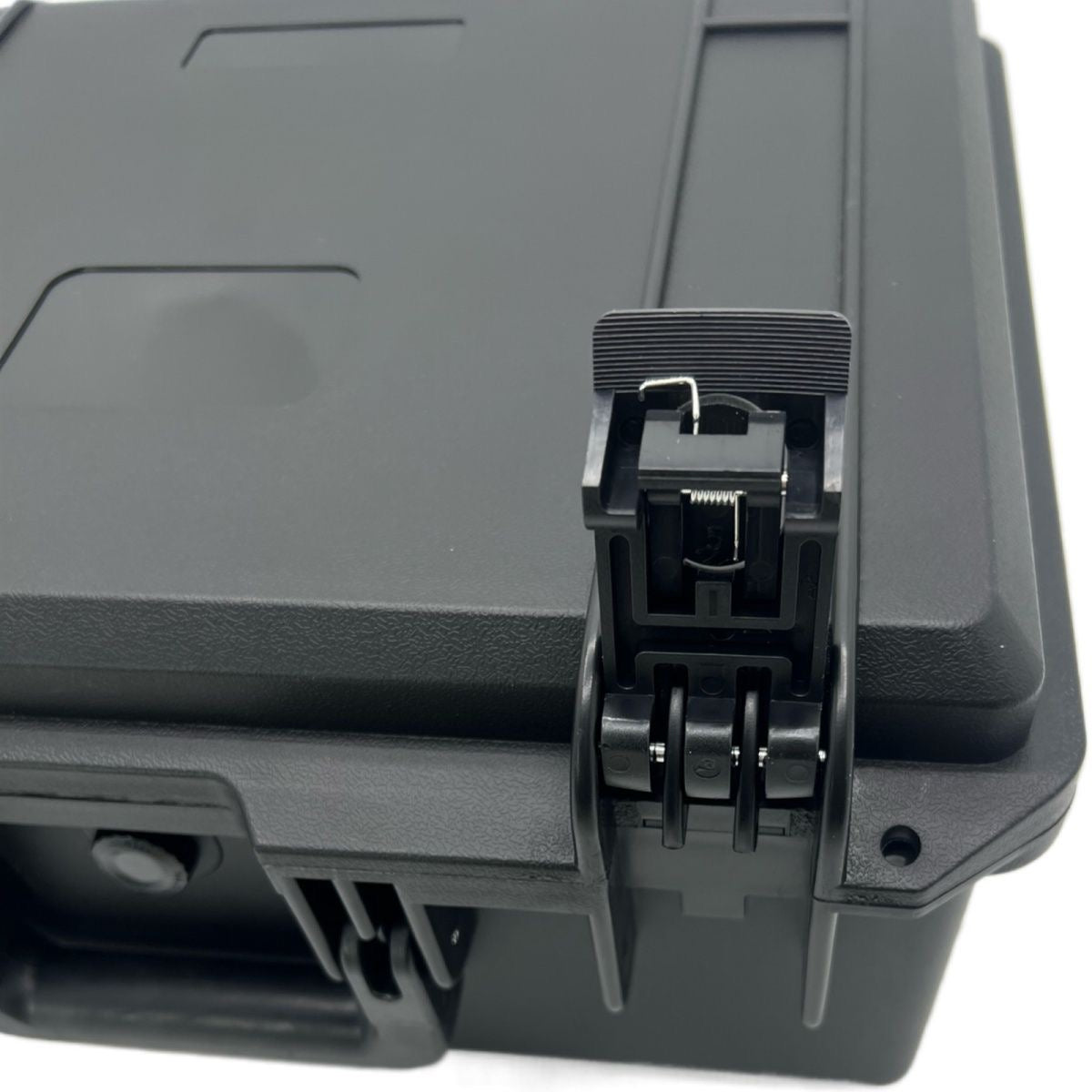 Pocket Knife Keeper Folding Knife Suitcase Storage HARD SHELL OUTER