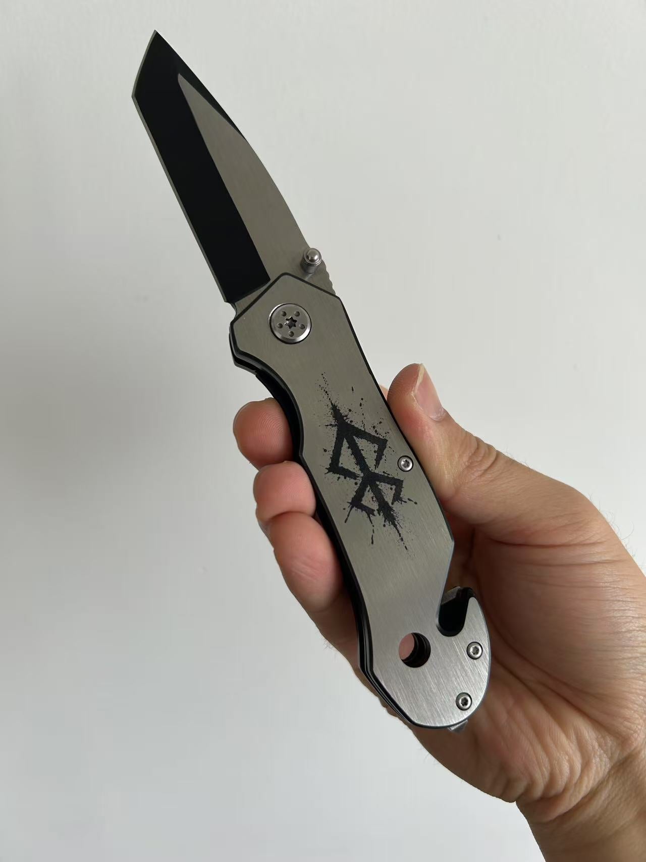 Berserk Folding Knife+Rope Cutter+Window Breaker Pocket Knife
