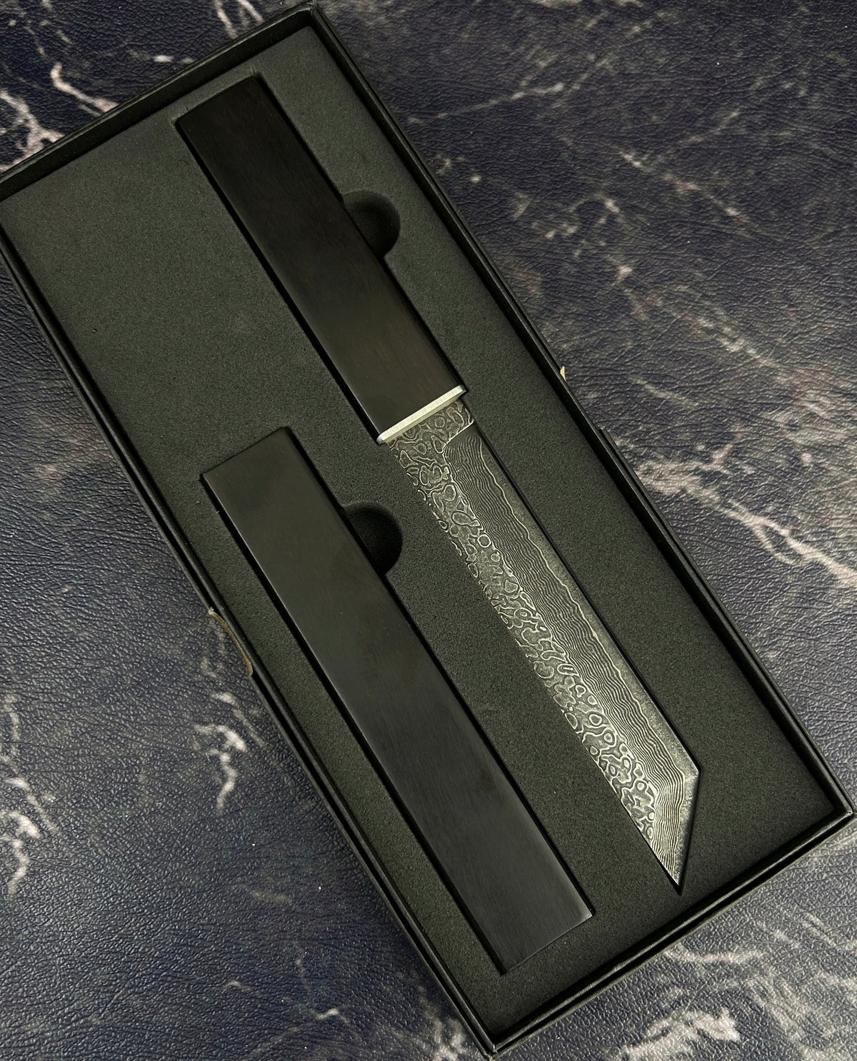 Damascus Ebony Tanto with a gift box