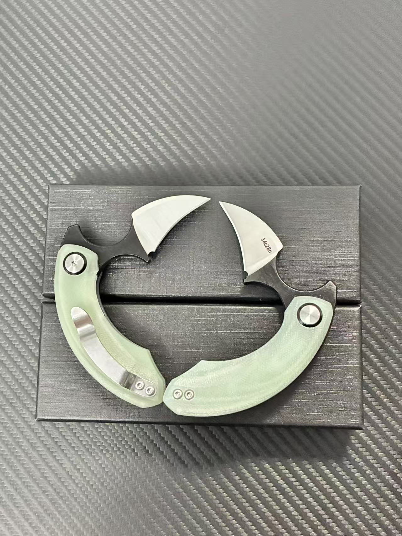 Jade Stone Handle Small Claw Folding Knife