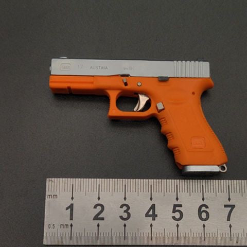 1:3 Detachable Pistol Model Glock 17 Keyring