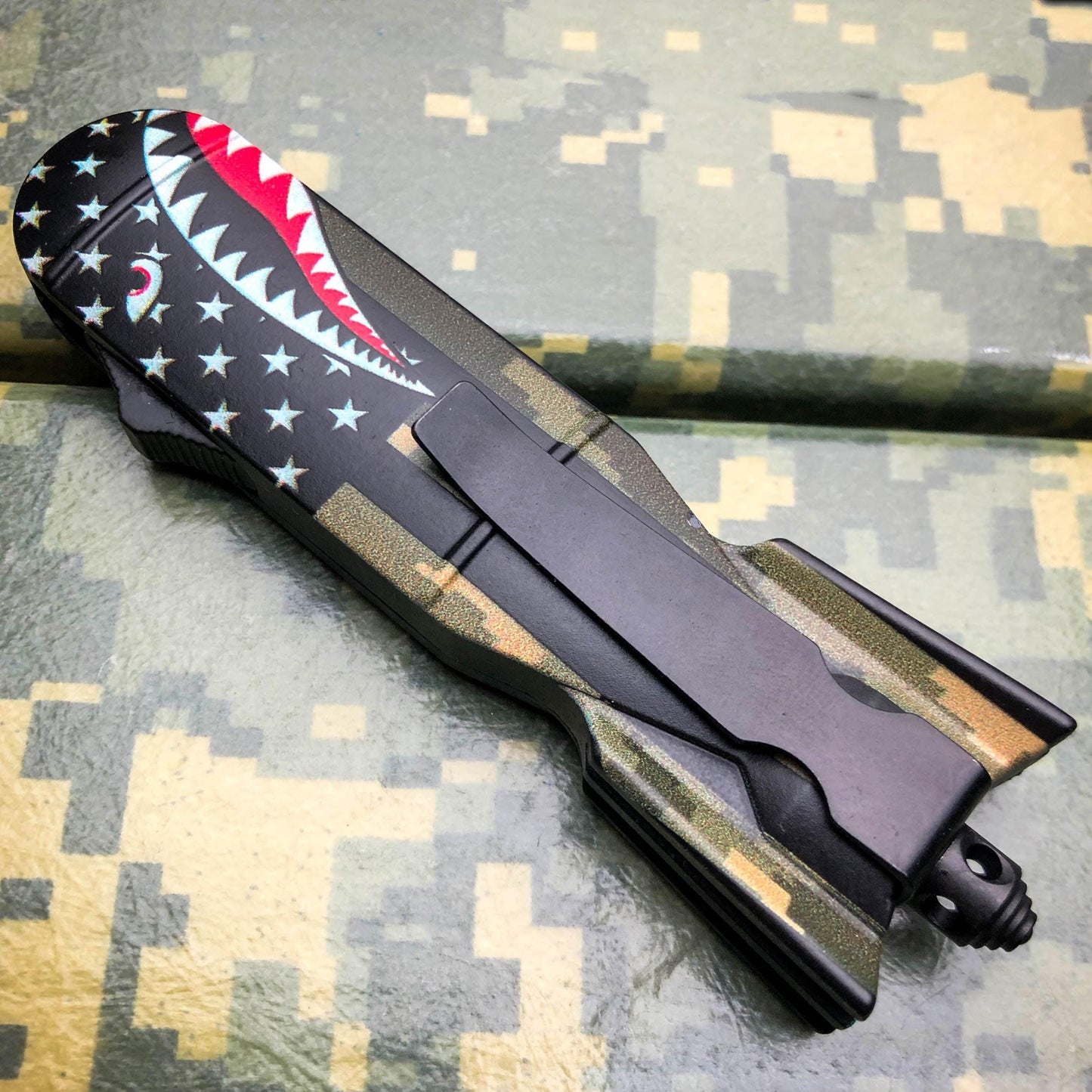 Shark Bomb OTF 7in Overall