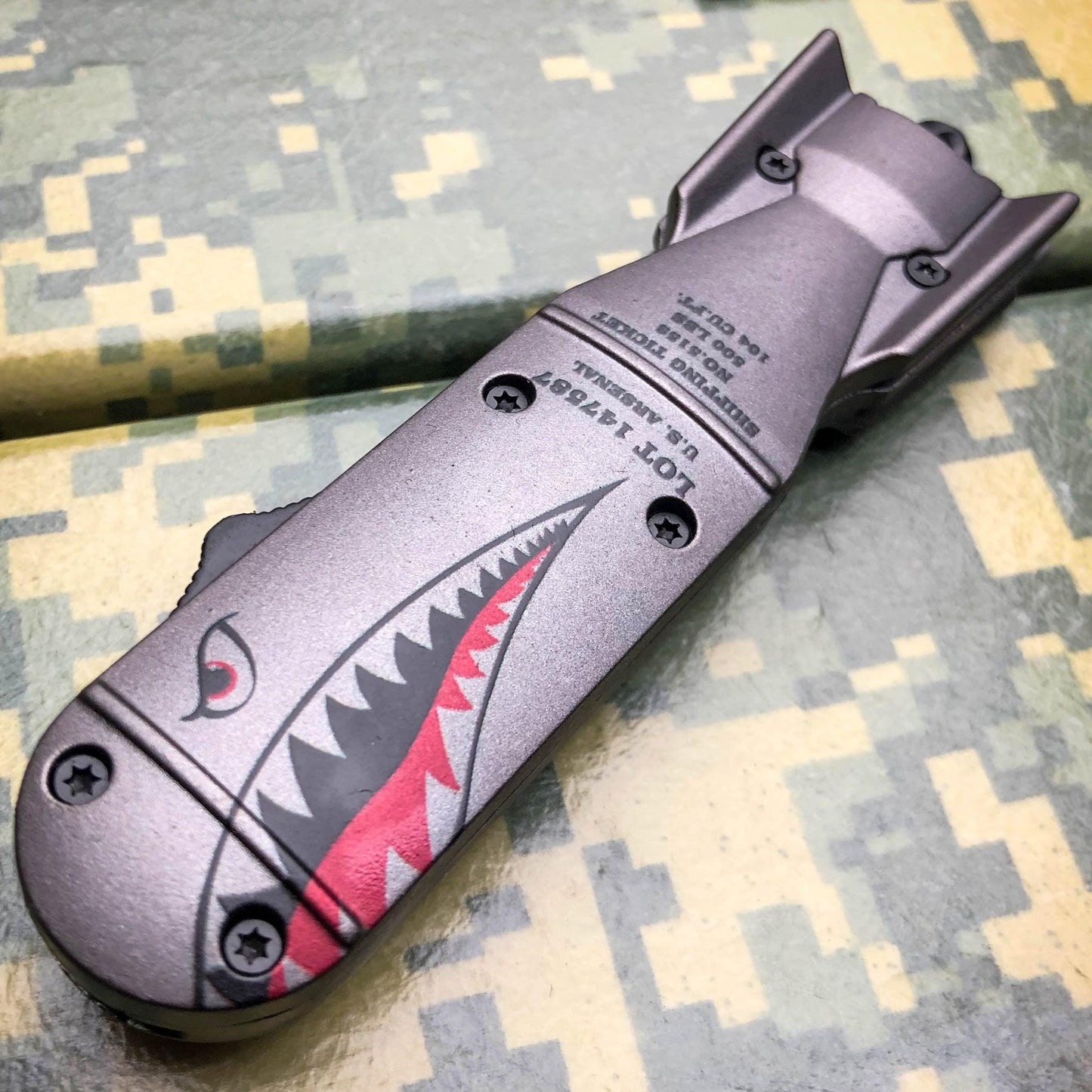 Shark Bomb OTF 7in Overall