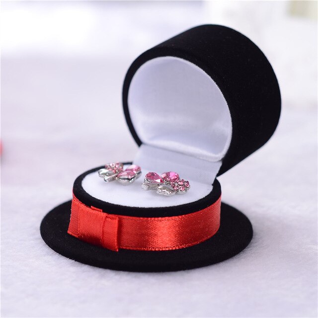 Fashion Velvet Shell Crown Jewelry Box